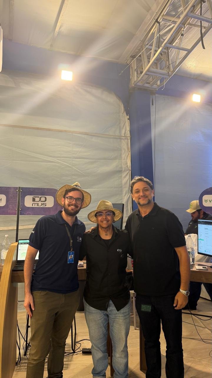 CEO da Domus com equipe do Sebrae